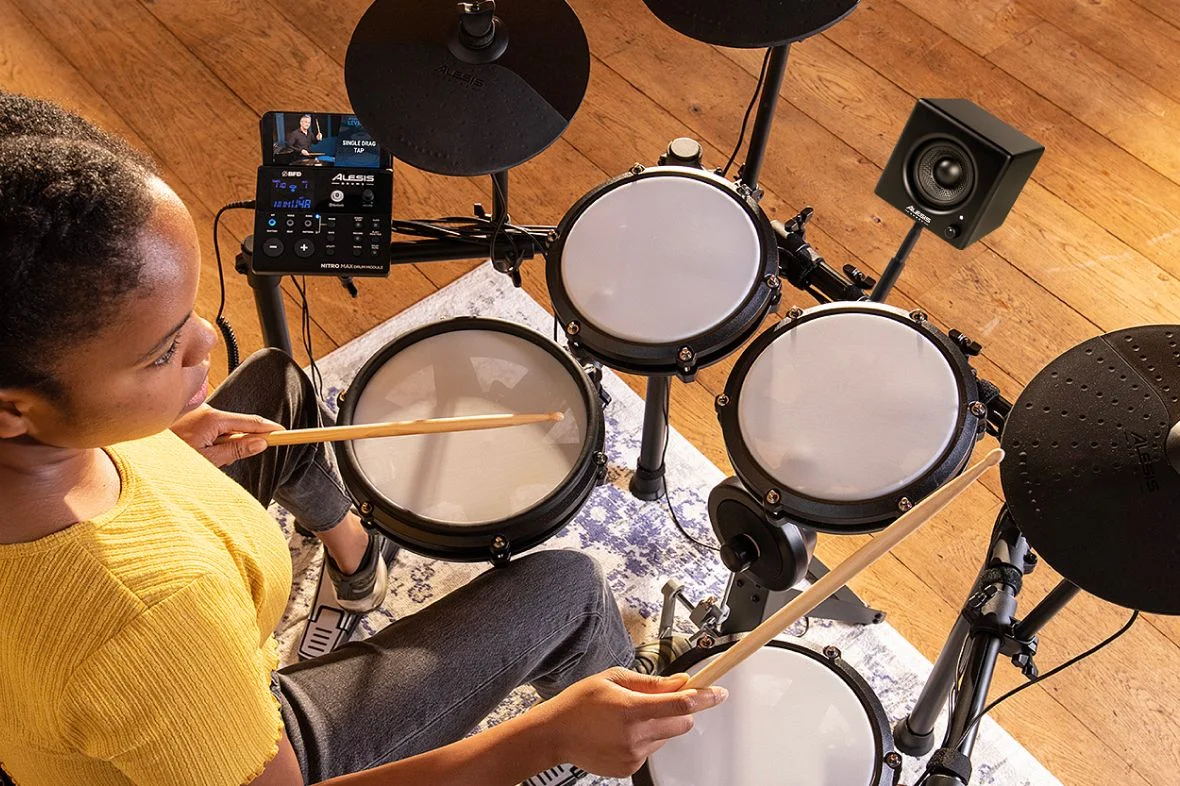 Alesis NitroAmp 07