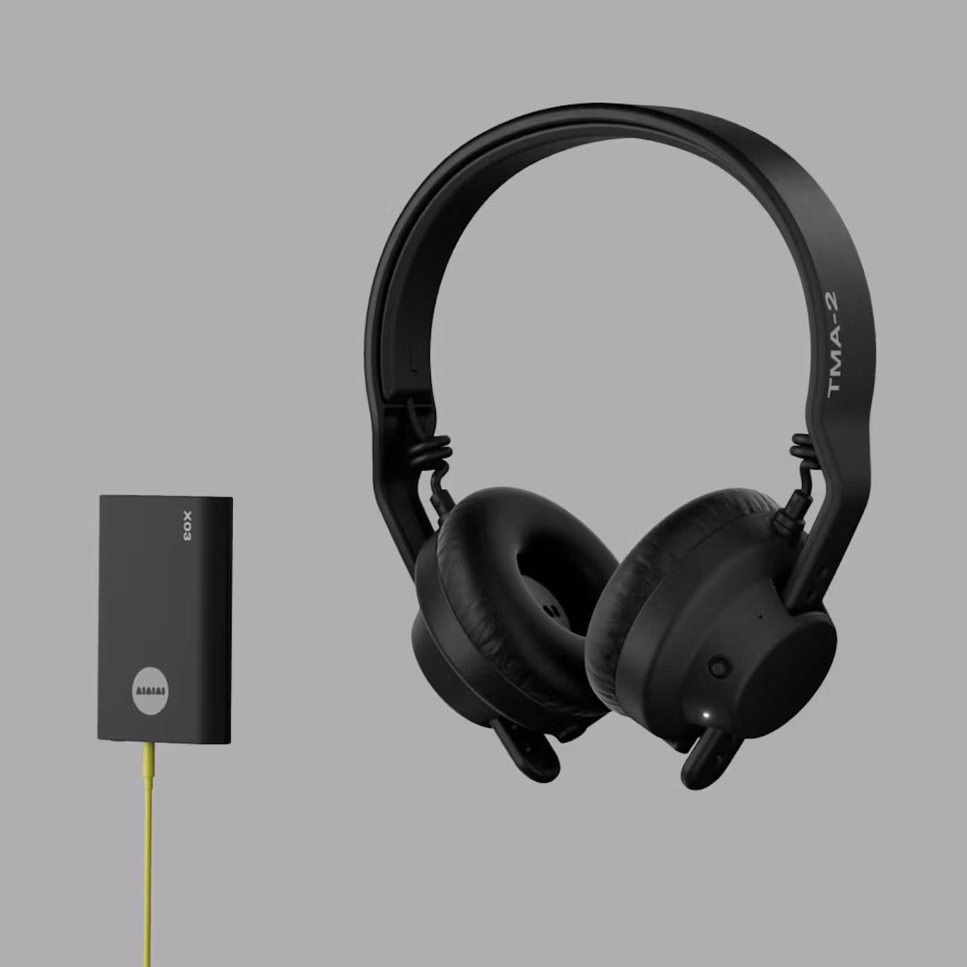 Free yourself to focus on performing Ultra-low latency wireless audio for precision beatmatching and cable free mixing. Ideal for hours of uninterrupted performance with more than 20 hours of battery playback time.